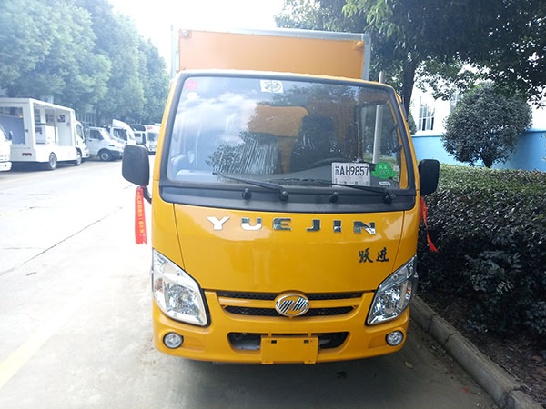 躍進3.3米毒性感染性廂式車
